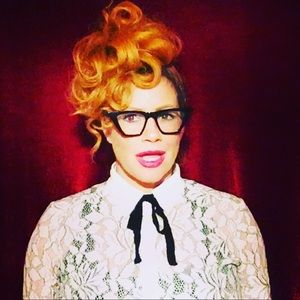 Meet your Posher, Natasha